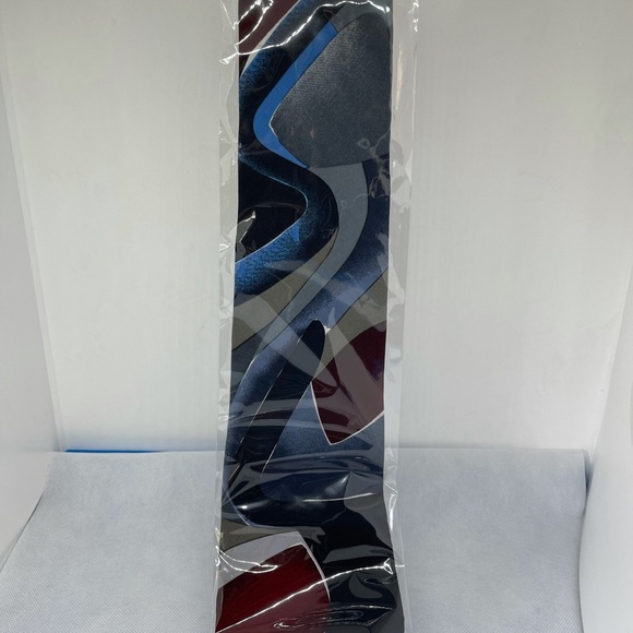 Don Loper Beverly Hills Necktie - Picture 2 of 2